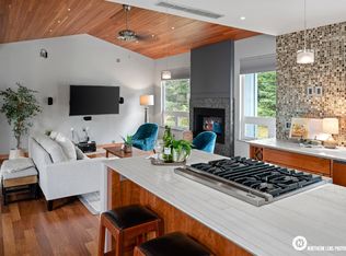 12845 Elmore Rd, Anchorage, AK 99516