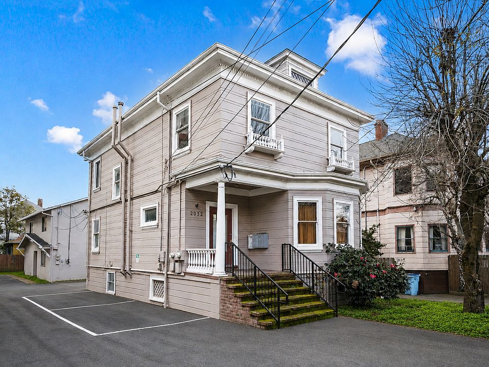 1st image of 2032 Parker St Unit A
