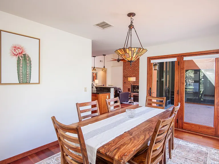 1135 Rodeo Rd — Photo 24