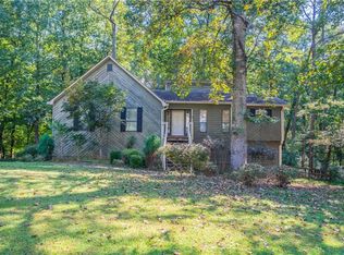 440 Julie Anne Way, Woodstock, GA 30188