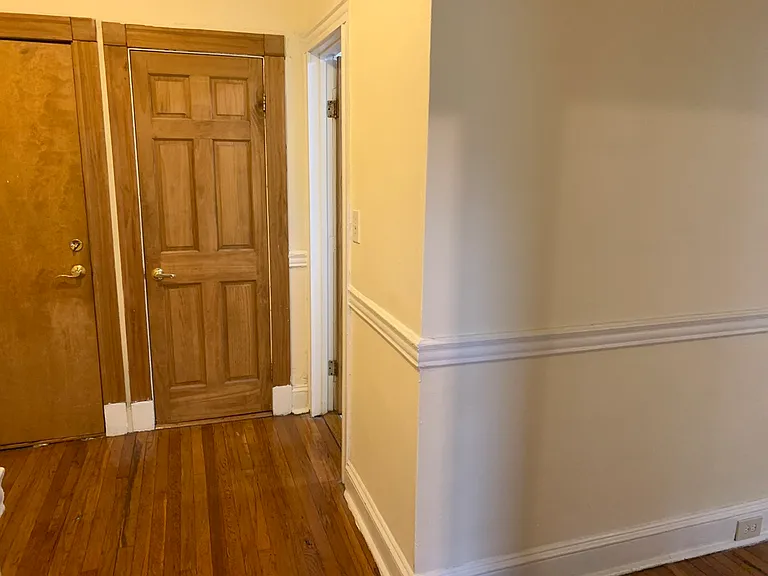360 Riverway #4 — Photo 11