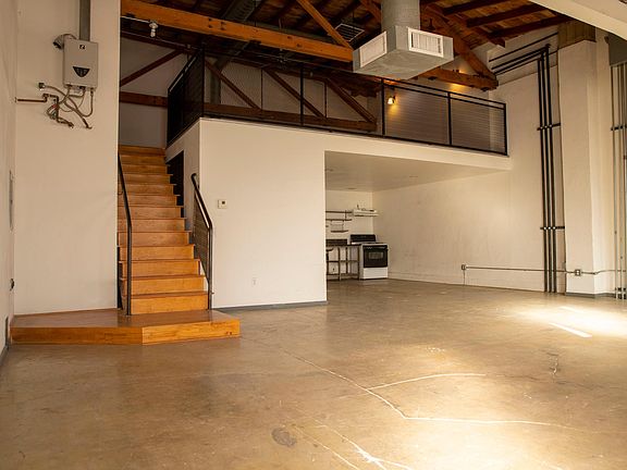 2nd image of 119 W Transit St #7