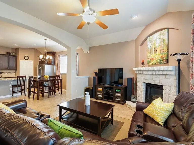 108 Buoy Ln — Photo 2