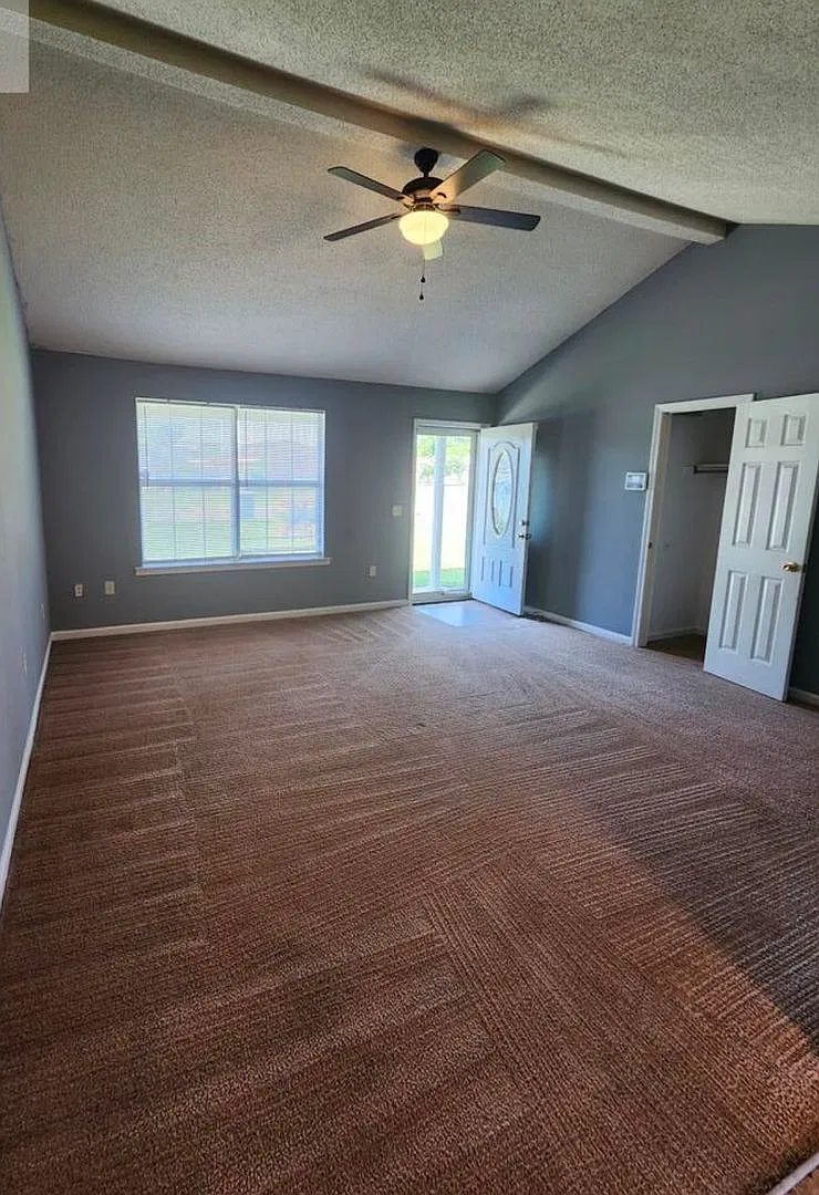 1302 Loblolly Drive — Photo 2