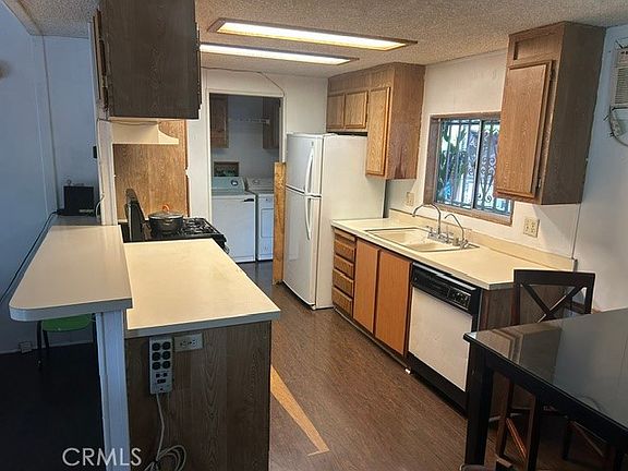 2nd image of 106 Amalfi Dr