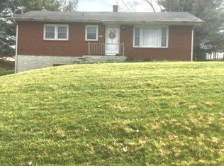 10116 Sunrise St, Bristol, VA 24202