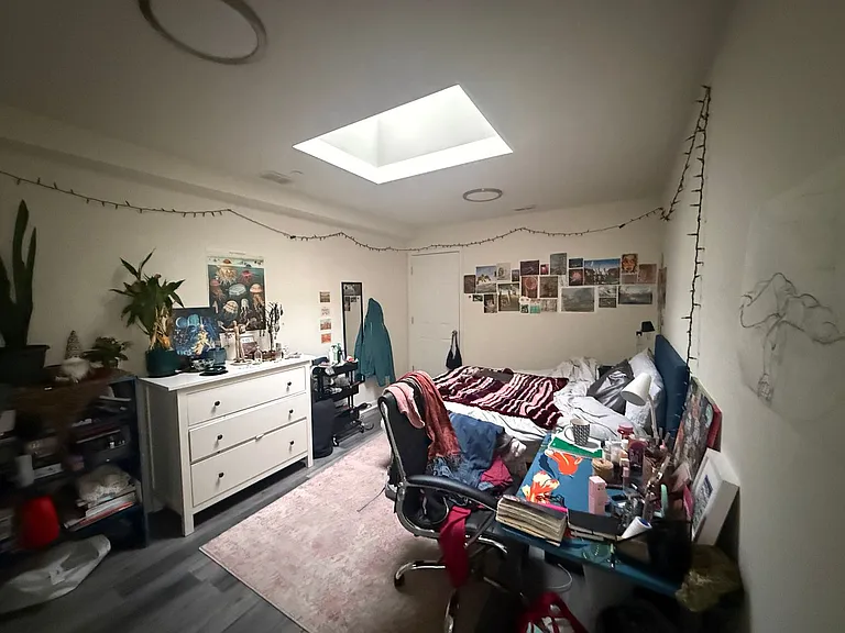 Newly Renovated Temple Apartment — Photo 8