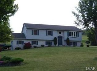 803 Copella Rd, Bath, PA 18014