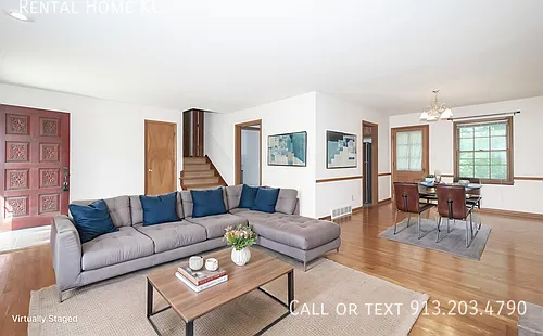 9151 Somerset Dr — Photo 3
