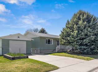 620 W 8th St, Laurel, MT 59044