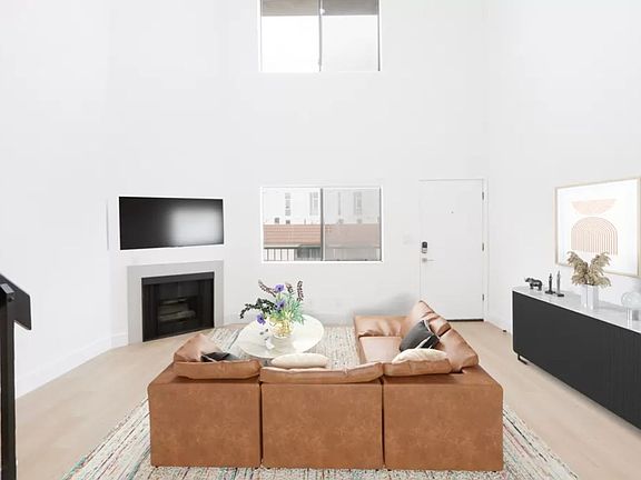 2nd image of 3939 Moore St APT 204