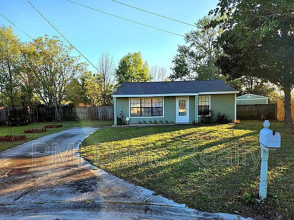 2nd image of 7523 Collins Ct