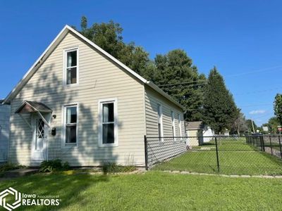 1924 S 10th St, Burlington, IA, 52601