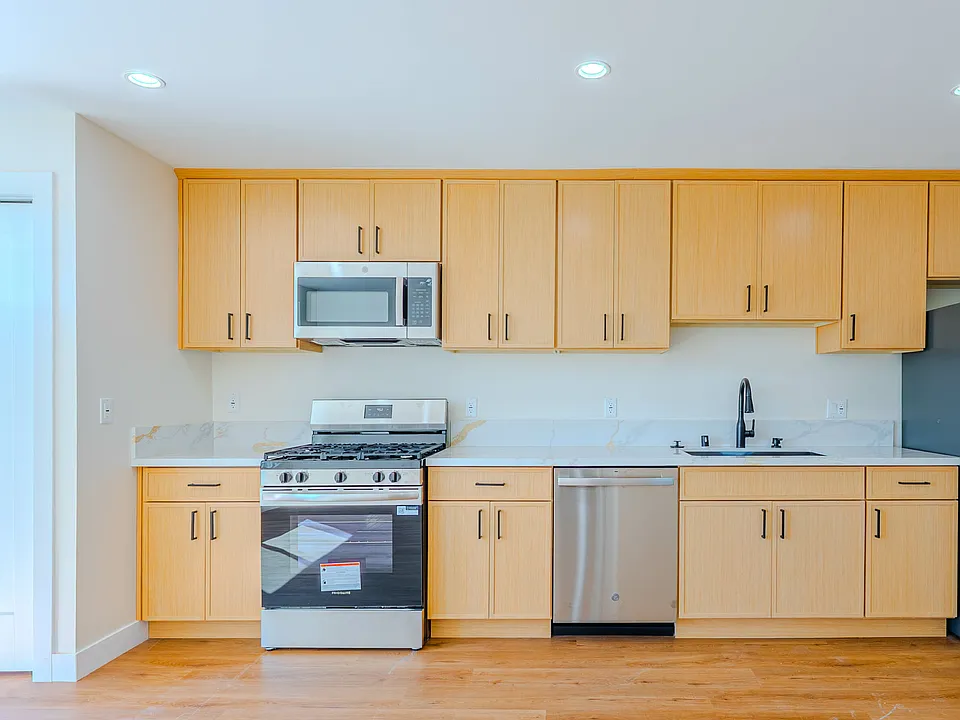 456 S Breed St #28