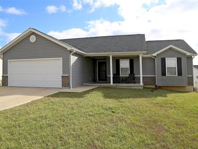 42 Rockport Ct, Troy, MO, 63379