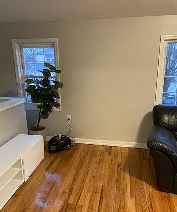 3rd image of 153-15 120th Ave #2