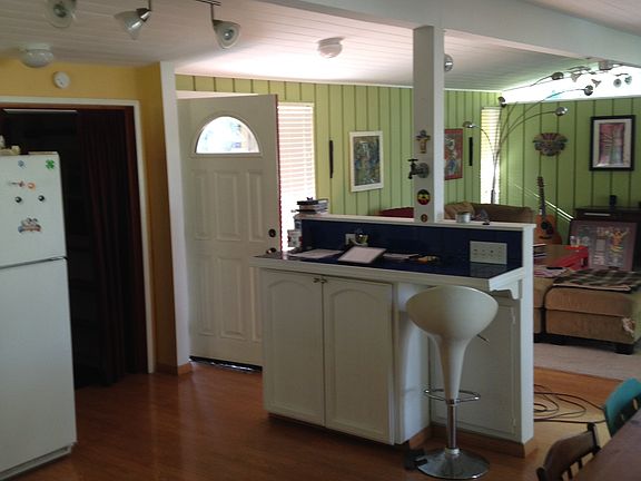 5th image of 160 Sunrise Ave
