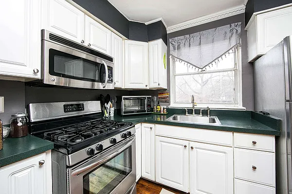 Sold by Century 21 American Homes | media 22