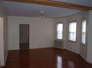 35 Dearborn St, Medford, MA 02155
