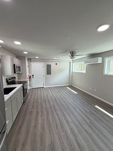 21 Isham St #201 Photo 1