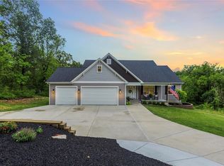 13264 Rosebank Ln, Saint Louis, MO 63122