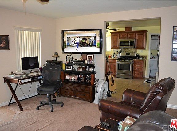 5th image of 17409 Marygold Ave