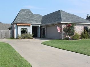 5951 Toria Dr, Alexandria, LA 71303