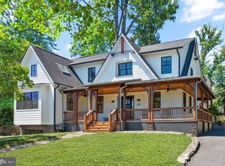 232 N Fillmore St, Arlington, VA 22201