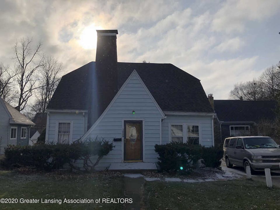 2nd image of 1009 W Grand River Ave