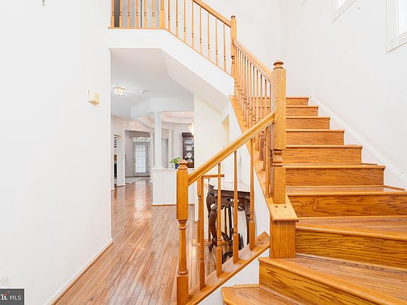 3rd image of 7683 Henry Knox Dr