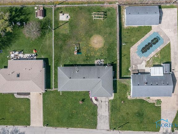 3rd image of 23861 W Meadow Dr