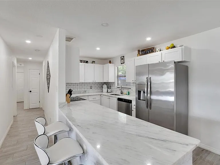 4731 W Montgomery Ave — Photo 13
