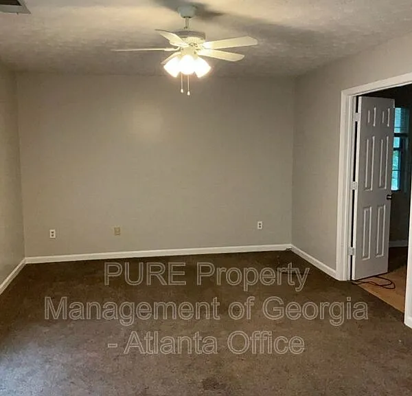 3227 Stonewall Dr NW — Photo 23