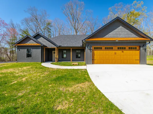 300 Cloud Rd, Trenton, GA 30752