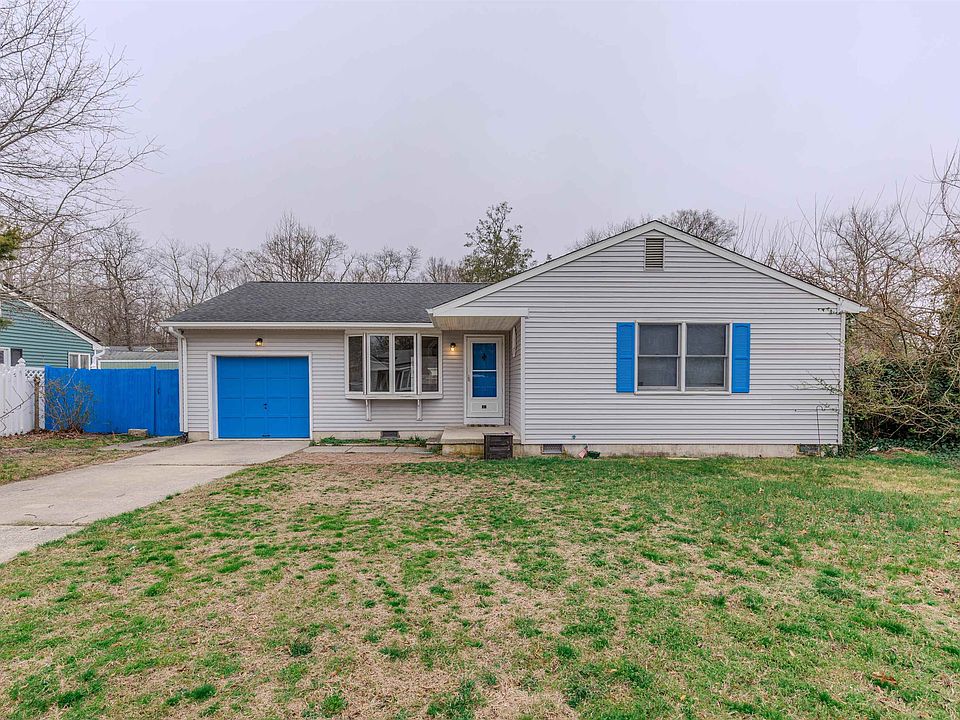 1st image of 213 Amhurst Rd N