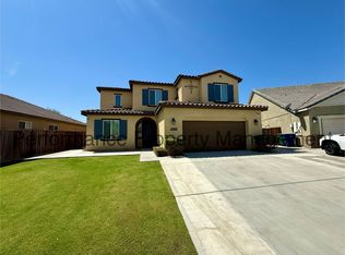 10009 Sentinel Peak Pl, Bakersfield, CA 93311