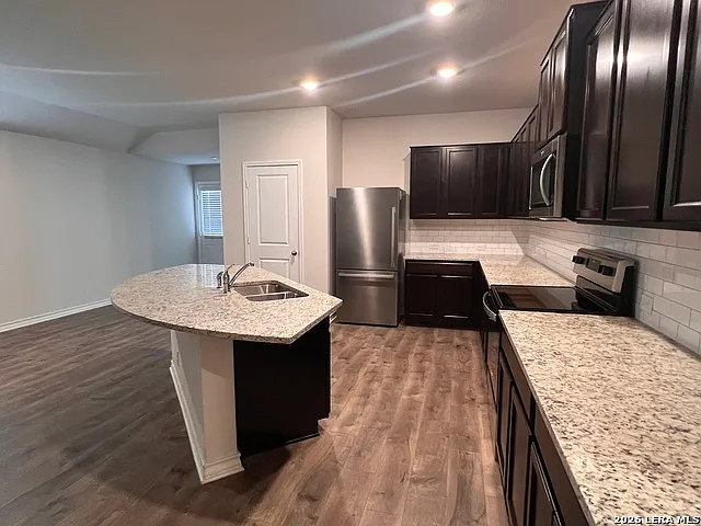 12150 Old Onyx — Photo 5