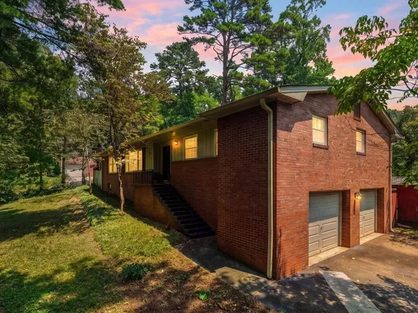5712 Pinellas Dr, Knoxville, TN 37919