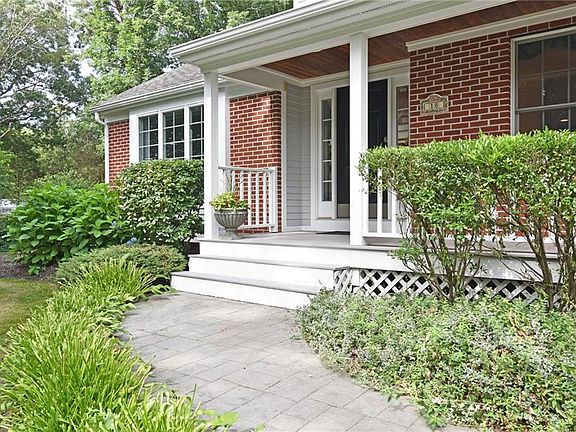 5th image of 18 Ilex Ct N