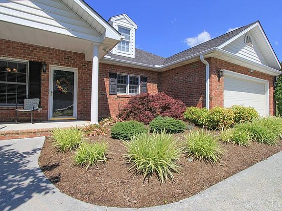 4th image of 1231 Doulton Cir