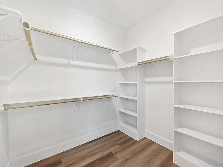 4624 Mayflower St #B — Photo 24