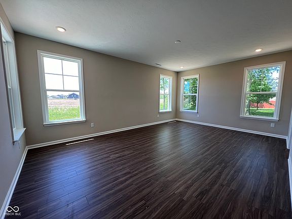 2nd image of 795 Ogala Dr