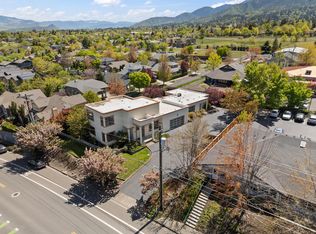 394-396 E Hersey St, Ashland, OR 97520