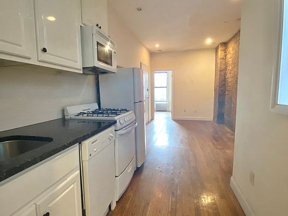 3rd image of 509 E 81st St #18A