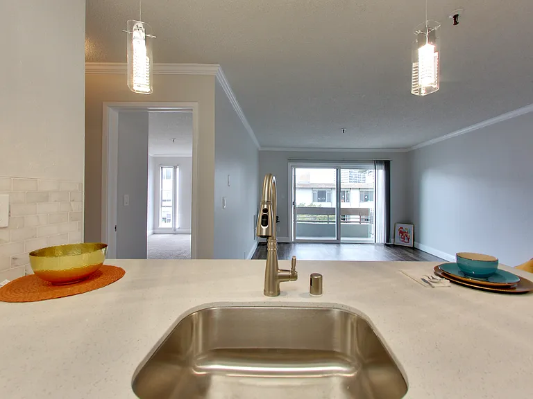 378 Van Buren - Renovated 2bed and 1bed units - Beautiful Building! — Photo 39
