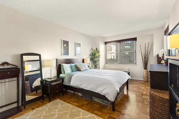 Sold by Douglas Elliman | media 2