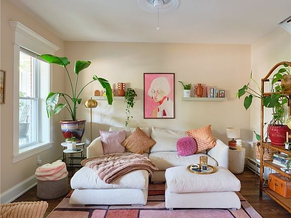 3rd image of 3031 Ellwood Ave