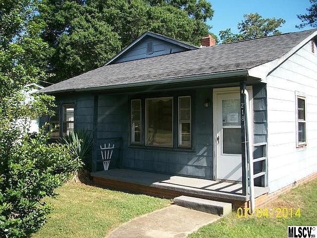 1st image of 218 W 27th St