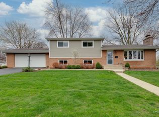 315 S Elm St, Itasca, IL 60143