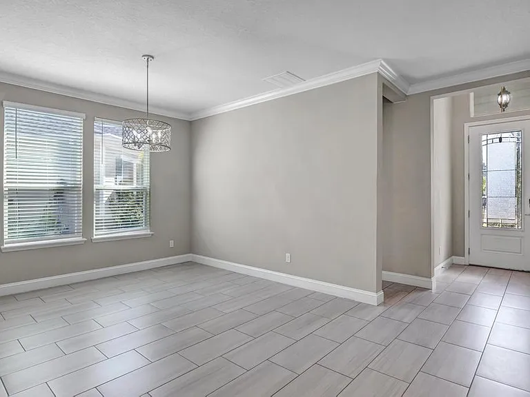 275 Renwick Pkwy — Photo 23